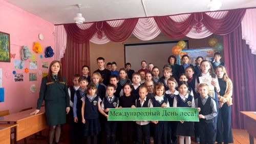 Сотрудники заказника «Спасский» и Болгарского лесничества посетили объединение «Юный лесовод»