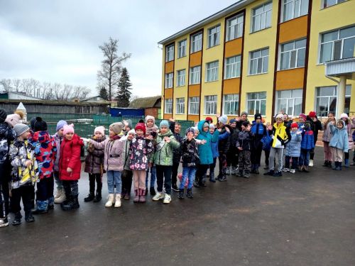 В Болгарской средней школе №1 распахнул свои двери пришкольный лагерь «Весенние забавы»