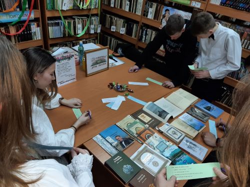 В Иж-Борискинской библиотеке подвели итоги блиц-опроса «Я люблю поэзию»