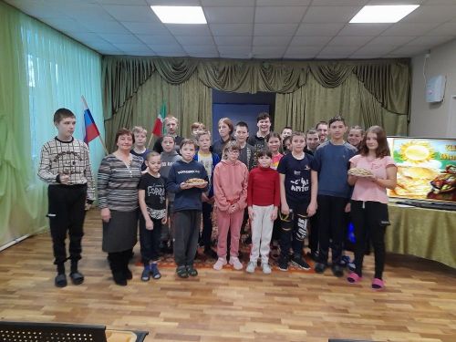 Для учащихся Болгарской школы-интерната с ОВЗ провели мероприятие «Масленичные задоринки»