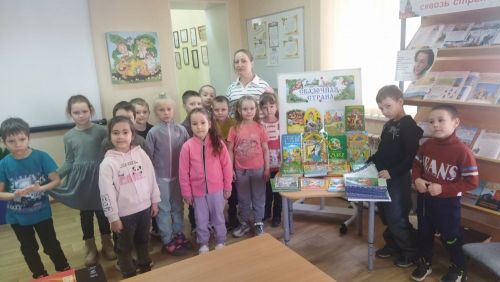 В детской библиотеке Болгара провели литературную игру «Сказки водят хоровод»