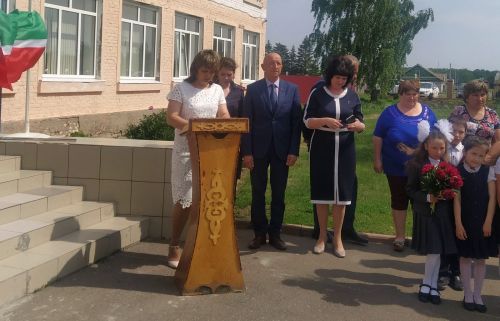 В селе Никольское состоялся последний звонок