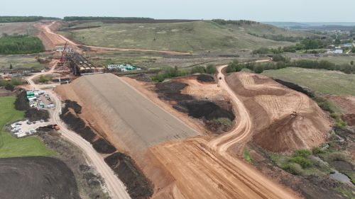 На мосту через реку Авлашка смонтировано 55% пролетного строения