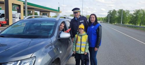ЮИДовцы первой школы Болгара провели акцию «Георгиевская ленточка»