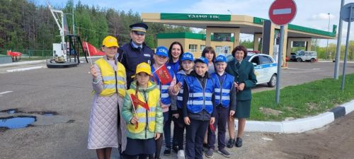 ЮИДовцы первой школы Болгара провели акцию «Георгиевская ленточка»