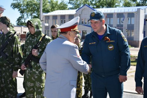 Праздничный парад в Болгаре посетили более 2,5 тыс. человек