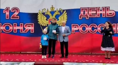 Успешно сдавшие испытания по нормативам ГТО спассцы получили золотые значки