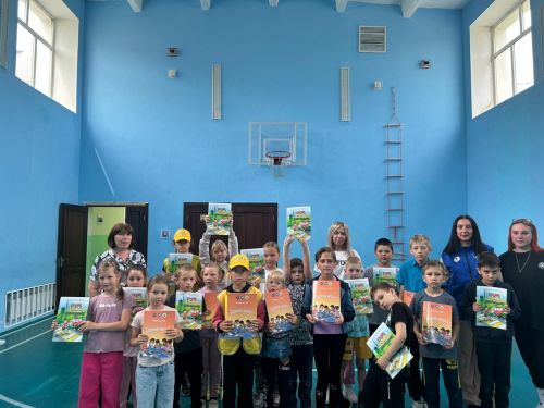 В пришкольном лагере первой школы Болгара день прошёл под названием «ПДД. Безопасное колесо»