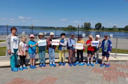 Для отдыхающих пришкольного лагеря второй городской школы провели мероприятие «Тот самый первый день войны»