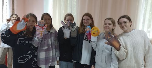 Психолог отделения социальной помощи семье и детям провела тренинг «Пойми себя»