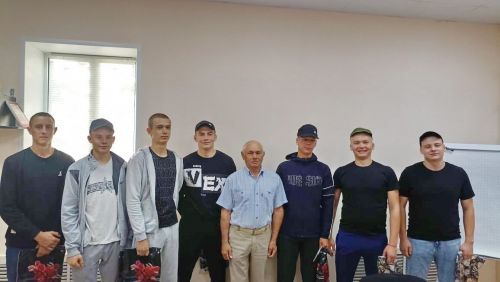 В здании штаба «Юнармии» Болгара прошла четвёртая отправка призывников