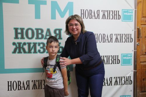 Руководство АО «Татмедиа» подготовили подарок своим первоклассникам