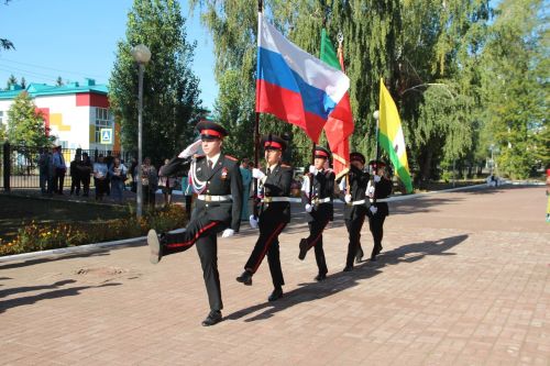 В Болгарской кадетской школе-интернате имени П.А.Карпова прозвенел первый звонок
