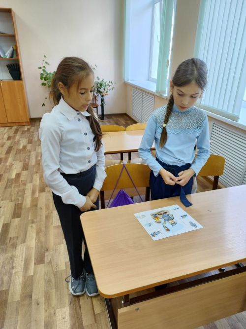 В Болгарской санаторной школе провели внеклассное мероприятие «Профессии вокруг нас»