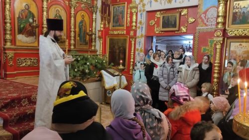 В Свято-Авраамиевском храме Болгара отметили детское Рождество