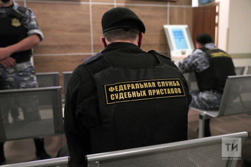 Житель Спасского района получил арест на свою долю в квартире