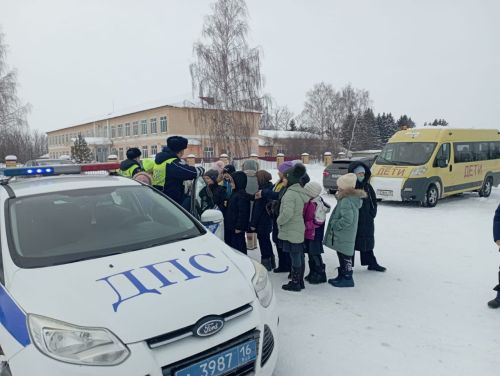 Никольскую школу посетил начальник ОГИБДД Руслан Великов