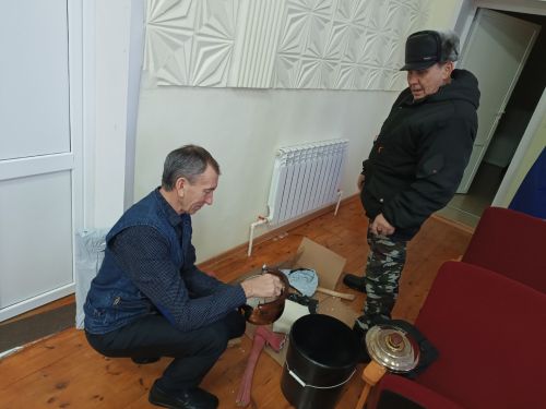 #СвоихНеБросаем: В Средних Юрткулях изготовили партию окопных свечей