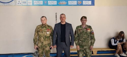 В центральном спортзале Болгара состоялся районный смотр строя и песни