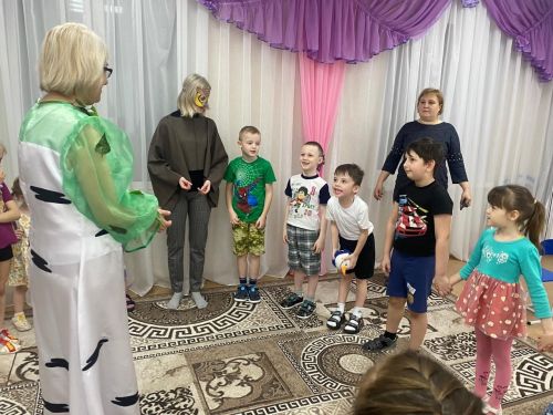 В детском саду «Антошка» состоялось мероприятие, посвящённое Международному дню родного языка
