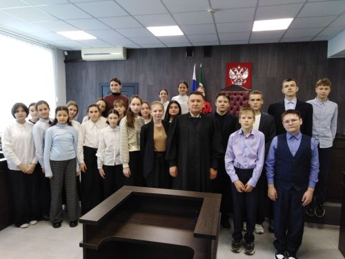 Школьники Болгарской школы №2 побывали в Спасском районном суде