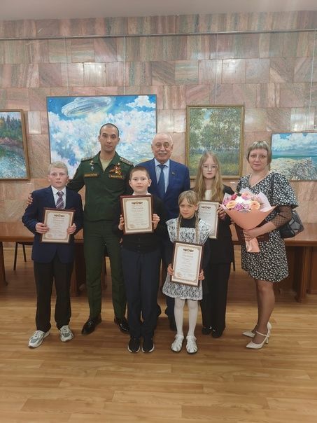 В Казани наградили Спасских призёров республиканских конкурсов в рамках Парламентского урока-2024