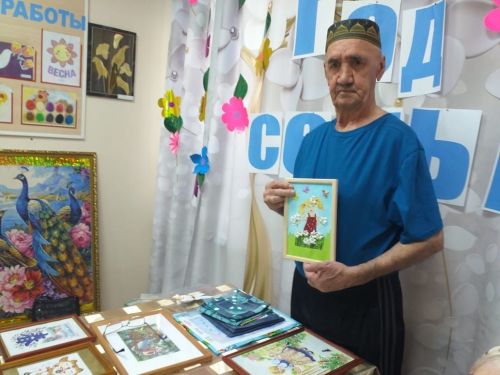 В Спасском ДИПИ прошла творческая выставка