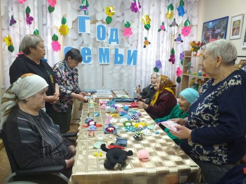 В Спасском ДИПИ прошла творческая выставка