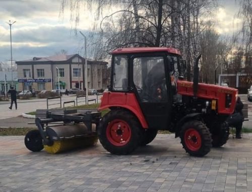 Город Болгар получил многофункциональную технику для благоустройства