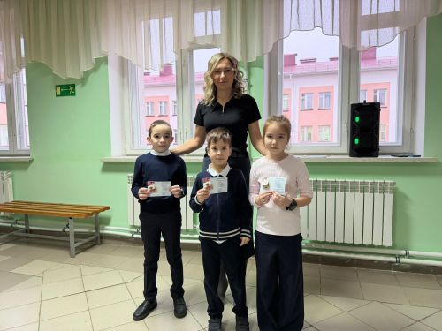 Трое школьников из Болгара получили золотые знаки ГТО