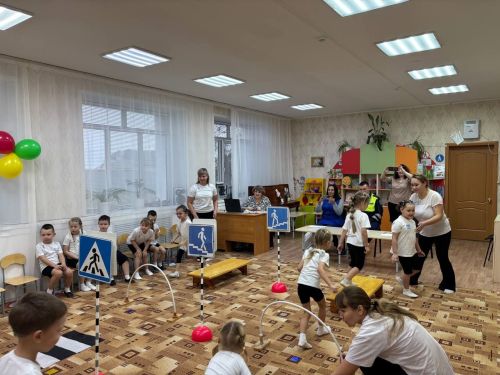 В детском саду «Колосок» города Болгара прошло спортивное путешествие в страну Светофорию