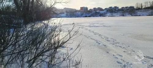 81-летнего провалившегося под лед пенсионера спасли в Татарстане