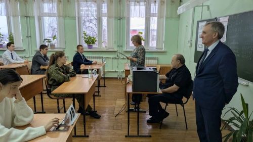 Одиннадцатиклассники Спасского района протестировали себя перед настоящим ЕГЭ