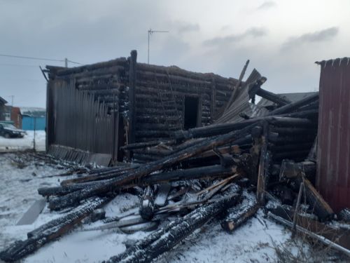 В селе Полянки Спасского района сгорел жилой дом