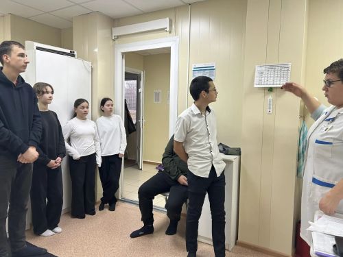 Девятиклассники Спасского района познакомились с работой Кимовского ФАП