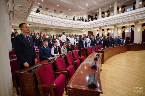 В Казанском Кремле наградили победителей антикоррупционных конкурсов