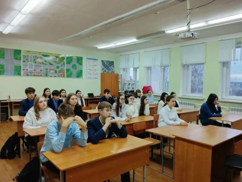 Во второй школе Болгара прошёл урок о противодействии коррупции