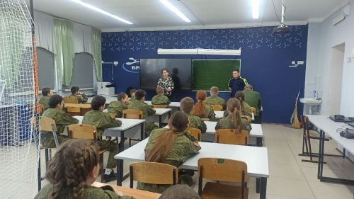 В Болгаре для кадет провели профилактическую беседу по безопасности на дорогах