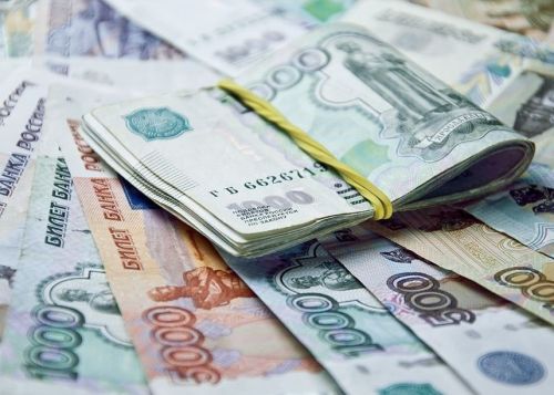 Управление финансами: почему сейчас выгоднее копить, чем брать кредиты