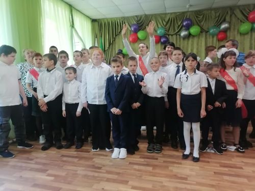 В школе-интернате для детей с ОВЗ города Болгара прозвенел последний звонок