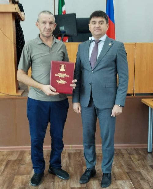 В Спасском районе наградили передовиков строительной и дорожной отрасли