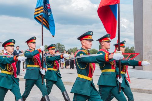 В Пензе стартовали юнармейские сборы «Гвардеец» с участием героев России