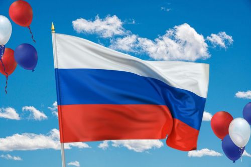 Поздравление Председателя Государственного Совета Республики Татарстан Ф.Х. Мухаметшина с Днем Государственного флага Российской Федерации