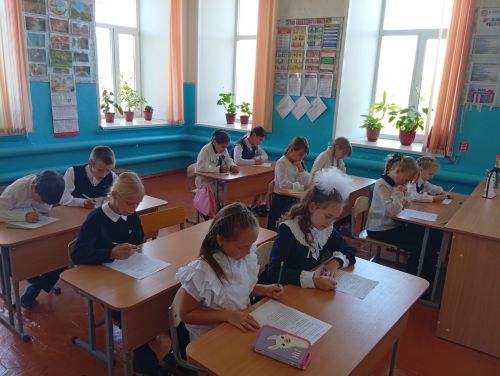 В Спасском районе определили самых грамотных школьников