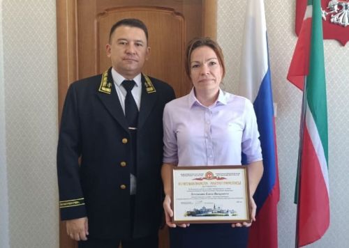 Специалист из Спасского района удостоена награды Минюста РТ