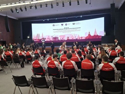 Ученица из Болгара побывала на встрече с Раисом Татарстана