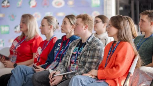 В Татарстане готовятся к республиканскому фестивалю «Наше время – Безнең заман» для работающей молодёжи
