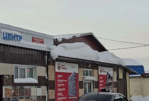 Администрация Спасского района напомнила владельцам бизнеса о правилах уборки снега