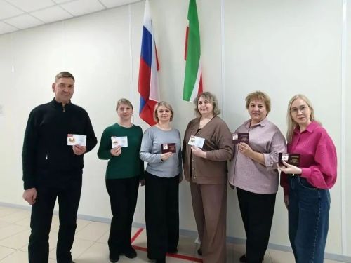 Шесть сотрудников Спасского техникума получили знаки отличия ГТО
