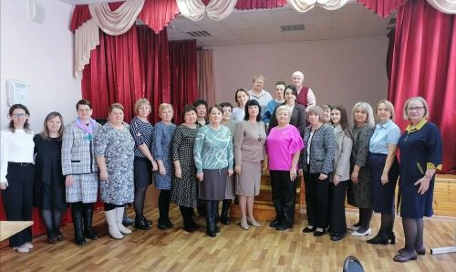 Учителя начальных классов собрались на практический семинар в Болгарской санаторной школе